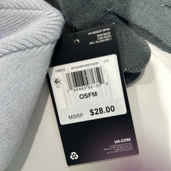 Under Armour
UA boys Half Beanie - Beanies NWT - Picture 3 of 5